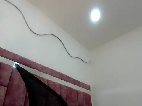 Snapshot of RafaelVander chatting on August 9, 2026, 5:18 pm RafaelVander online show from August 9, 2026, 5:18 pm