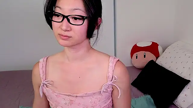 MySweetSofie online show from April 10, 2026, 2:06 am