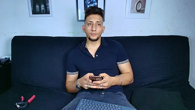 Snapshot of Sr_Maykol chatting on August 3, 2026, 9:04 am Sr Maykol online show from August 3, 2026, 9:04 am