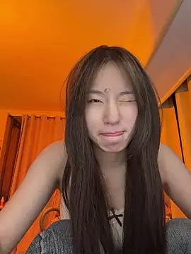 Snapshot of Uugirl00 chatting on July 22, 2026, 3:48 pm Uugirl00 online show from July 22, 2026, 3:48 pm