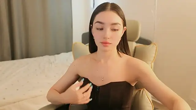 cherrylatte online show from July 13, 2026, 7:27 pm