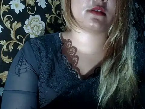 Snapshot of Sexyy_Sana chatting on July 1, 2026, 6:07 pm Sexyy Sana online show from July 1, 2026, 6:07 pm