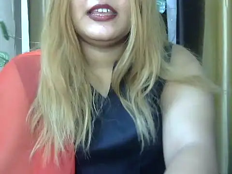 Snapshot of Sexyy_Sana chatting on July 15, 2026, 5:40 pm Sexyy Sana online show from July 15, 2026, 5:40 pm