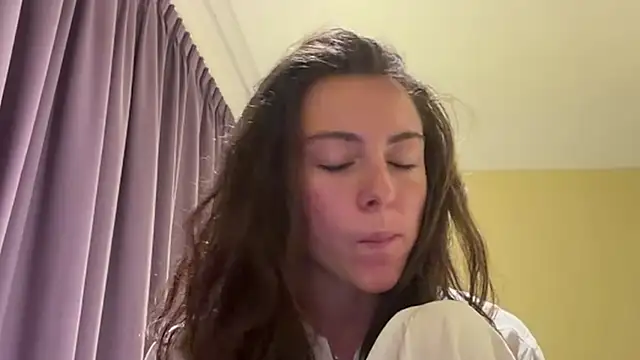 Snapshot of Monicaqte chatting on July 2, 2026, 12:00 pm Monicaqte online show from July 2, 2026, 12:00 pm