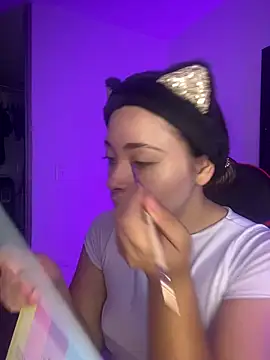 Snapshot of mia_bornner chatting on July 12, 2026, 5:15 pm mia bornner online show from July 12, 2026, 5:15 pm