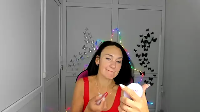 OliviaKateee online show from June 30, 2026, 6:36 am