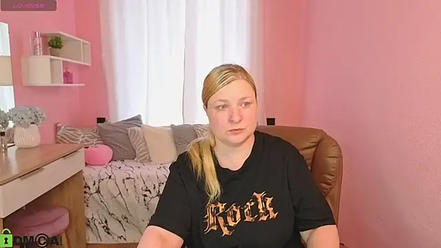 Snapshot of Ammy_Soon chatting on July 8, 2026, 1:10 am Ammy Soon online show from July 8, 2026, 1:10 am