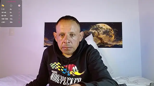 Snapshot of AlekNoir chatting on July 12, 2026, 1:18 am AlekNoir online show from July 12, 2026, 1:18 am