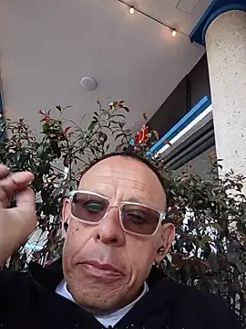Snapshot of AlekNoir chatting on July 24, 2026, 1:31 pm AlekNoir online show from July 24, 2026, 1:31 pm