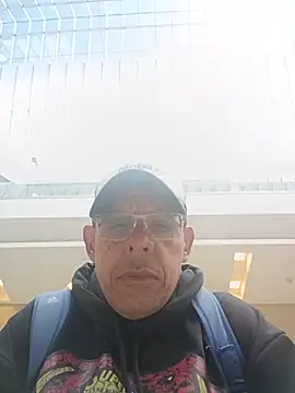 Snapshot of AlekNoir chatting on July 25, 2026, 5:43 pm AlekNoir online show from July 25, 2026, 5:43 pm