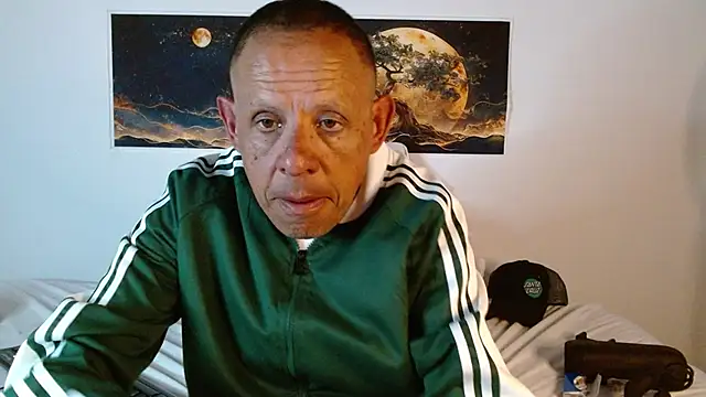 Snapshot of AlekNoir chatting on July 29, 2026, 2:43 am AlekNoir online show from July 29, 2026, 2:43 am
