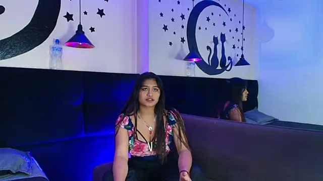 Snapshot of LexiSttar chatting on August 4, 2026, 6:32 pm LexiSttar online show from August 4, 2026, 6:32 pm