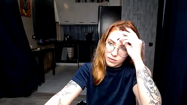 Reginasmilee online show from October 22, 2025, 11:26 pm