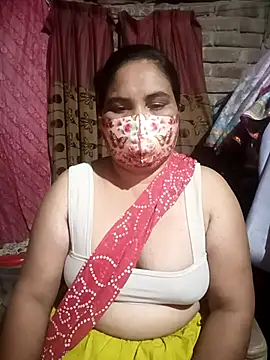 Snapshot of Maya_51 chatting on June 28, 2026, 6:47 pm Maya 51 online show from June 28, 2026, 6:47 pm
