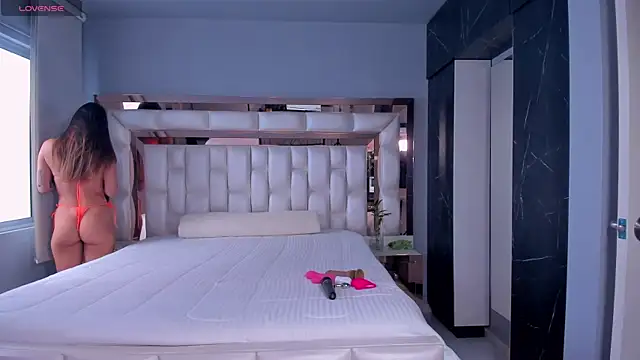 SarahPreston online show from January 12, 2025, 9:51 pm