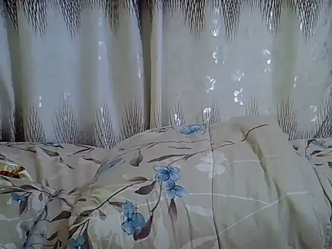 Snapshot of Pretty_Cupcake7 chatting on July 7, 2026, 4:11 pm Pretty Cupcake7 online show from July 7, 2026, 4:11 pm