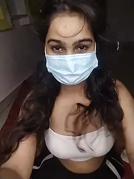 Snapshot of nikita-cam chatting on June 26, 2026, 5:39 pm nikita-cam online show from June 26, 2026, 5:39 pm