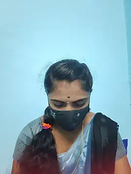 Snapshot of Megavarthinii chatting on June 30, 2026, 1:45 pm Megavarthinii online show from June 30, 2026, 1:45 pm