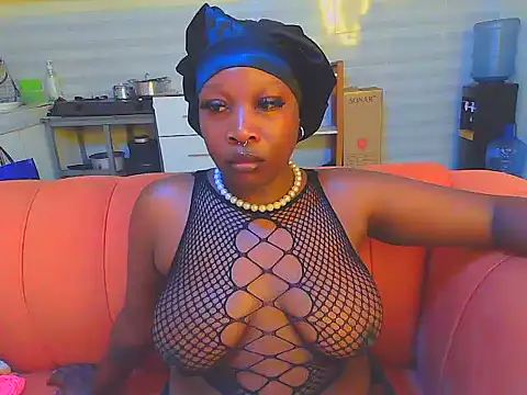 Snapshot of LolaAdriana chatting on July 5, 2026, 1:34 am LolaAdriana online show from July 5, 2026, 1:34 am