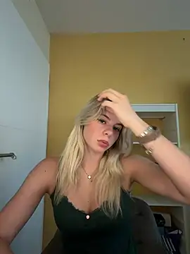 Snapshot of JellyCherry chatting on July 1, 2026, 12:07 pm JellyCherry online show from July 1, 2026, 12:07 pm