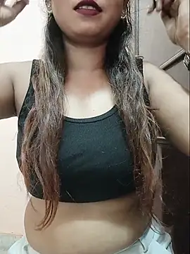 Snapshot of Mansi_Shrma chatting on July 1, 2026, 6:26 am Mansi Shrma online show from July 1, 2026, 6:26 am