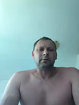 Snapshot of hubertx chatting on June 26, 2026, 7:02 am hubertx online show from June 26, 2026, 7:02 am