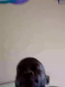Snapshot of TallandBigEbony chatting on July 1, 2026, 2:29 pm TallandBigEbony online show from July 1, 2026, 2:29 pm