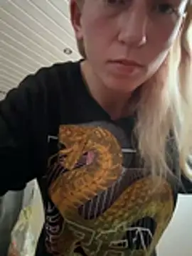 DarkAngell69 online show from June 28, 2026, 4:35 pm