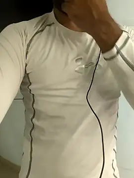 lundnorthgay online show from June 30, 2026, 12:33 am