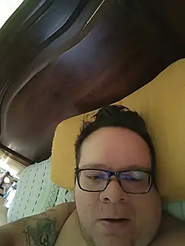 Snapshot of Gabriodiazf chatting on July 3, 2026, 2:45 pm Gabriodiazf online show from July 3, 2026, 2:45 pm