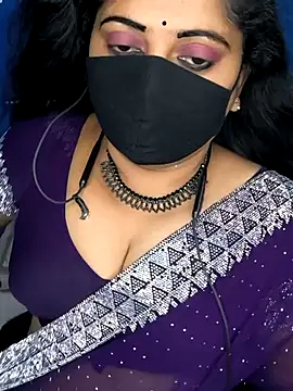Snapshot of Your-Nitya chatting on July 10, 2026, 5:04 pm Your-Nitya online show from July 10, 2026, 5:04 pm