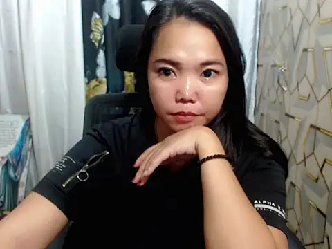 Snapshot of kimern28 chatting on July 1, 2026, 4:14 am kimern28 online show from July 1, 2026, 4:14 am