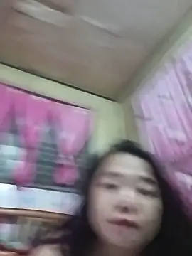 Snapshot of kimern28 chatting on July 5, 2026, 12:34 pm kimern28 online show from July 5, 2026, 12:34 pm