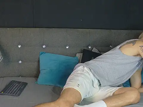 touching the sky online show from July 5, 2026, 11:39 am