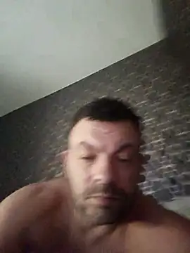 Snapshot of jakeruso chatting on July 4, 2026, 9:48 am jakeruso online show from July 4, 2026, 9:48 am