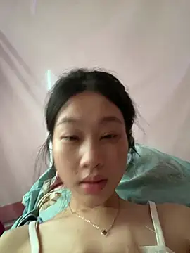 Snapshot of Catcat01 chatting on July 8, 2026, 9:25 am Catcat01 online show from July 8, 2026, 9:25 am