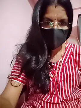 tamil peenqueen online show from July 4, 2026, 5:52 pm