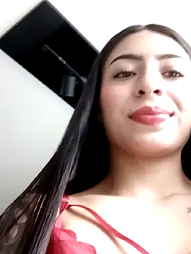Snapshot of velunett_20 chatting on July 7, 2026, 6:34 pm velunett 20 online show from July 7, 2026, 6:34 pm