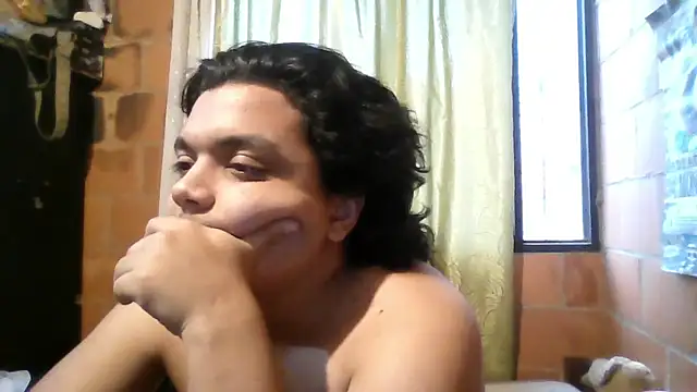 MayNoe00 online show from July 2, 2026, 10:27 pm