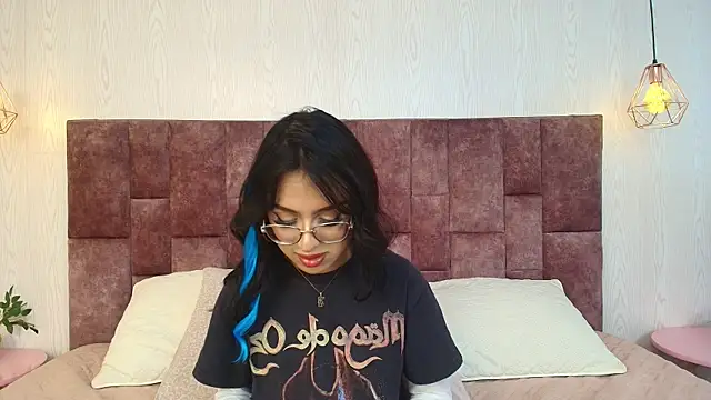 Snapshot of SamanthaFairyy chatting on July 6, 2026, 3:03 pm SamanthaFairyy online show from July 6, 2026, 3:03 pm