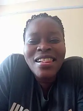 Snapshot of LOVI3331 chatting on July 6, 2026, 12:46 pm LOVI3331 online show from July 6, 2026, 12:46 pm