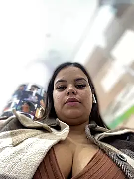 AliceStarshine online show from February 21, 2025, 8:05 pm