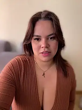 AliceStarshine online show from March 20, 2025, 1:15 pm