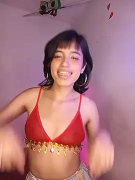 Snapshot of Celeste_lumi chatting on July 17, 2026, 12:34 pm Celeste lumi online show from July 17, 2026, 12:34 pm