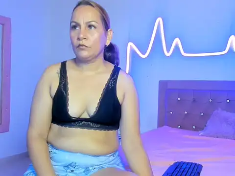 Scarlett michel online show from July 8, 2026, 7:51 pm