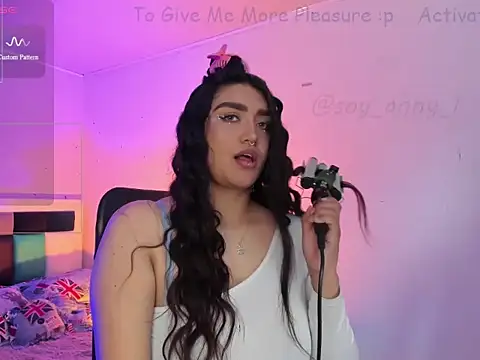 Snapshot of anny_alejandra chatting on July 24, 2026, 11:03 pm anny alejandra online show from July 24, 2026, 11:03 pm