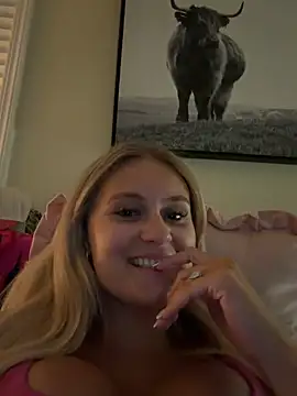 DaisyMonroexoxo online show from July 12, 2026, 2:46 am