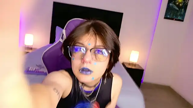 Snapshot of bonnyvel chatting on July 15, 2026, 7:52 pm bonnyvel online show from July 15, 2026, 7:52 pm