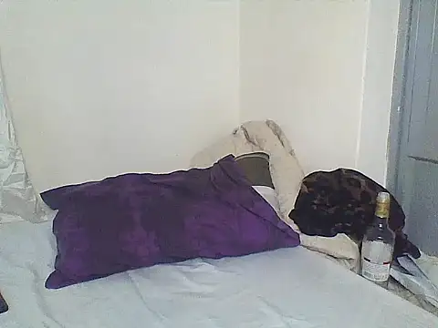 cuteshawrry online show from July 11, 2026, 5:32 am