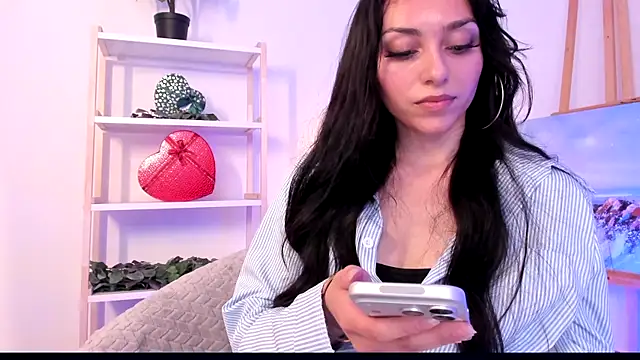 Snapshot of Kitty_Prettyy chatting on July 10, 2026, 7:23 am Kitty Prettyy online show from July 10, 2026, 7:23 am